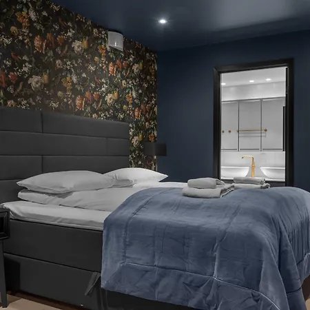 Vervet Luxury *